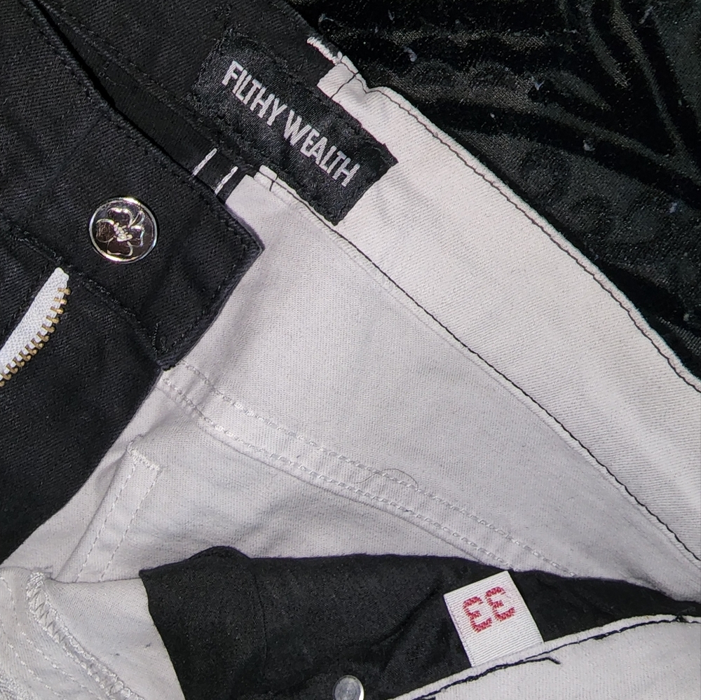 Filthy Wealth size 33 black & white jeans